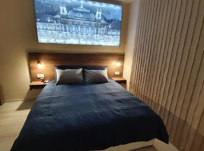 Malavi Dv1 Small Center Апартаменты *